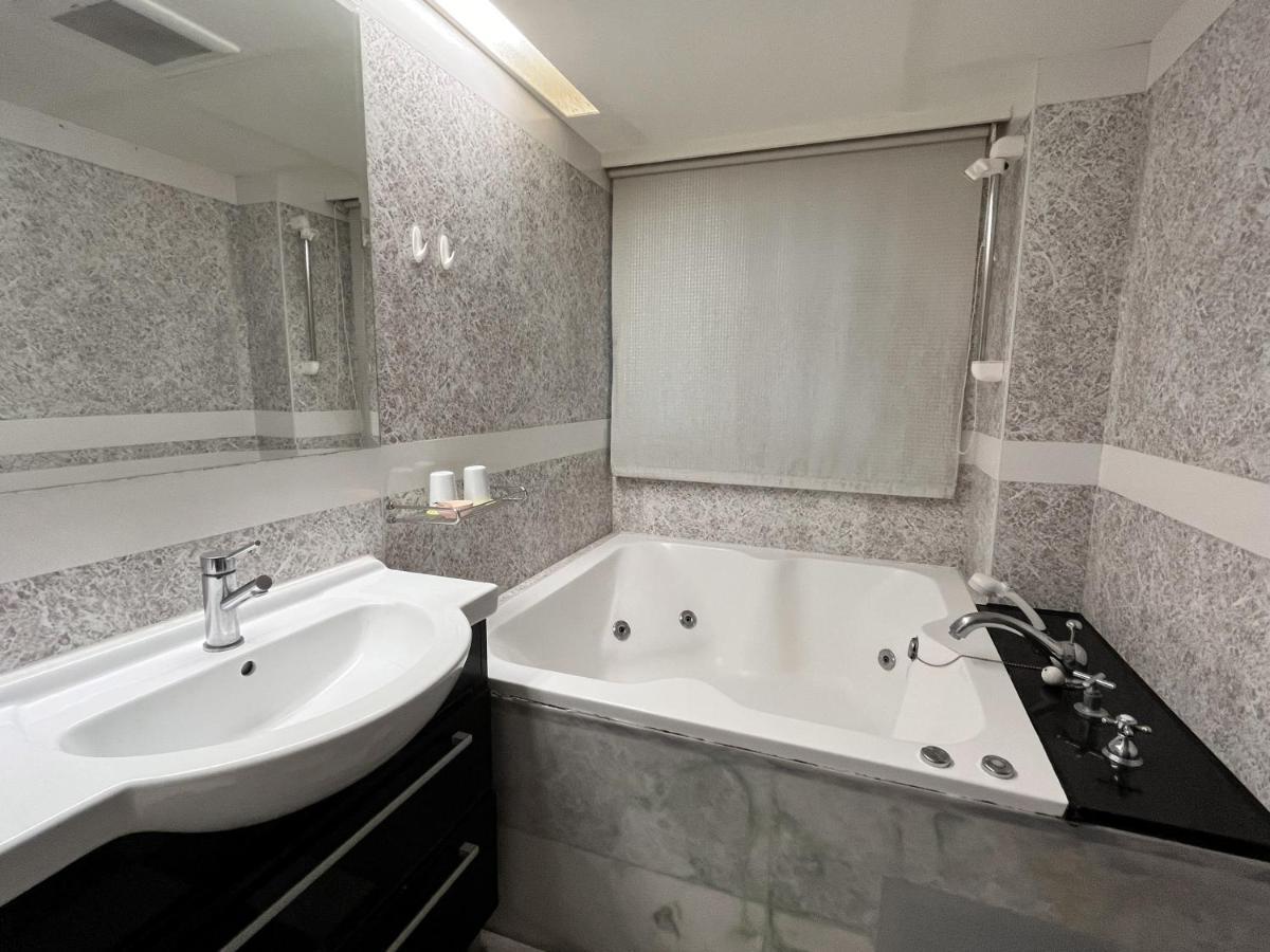 Guide Hotel Taipei Xinyi Eksteriør bilde